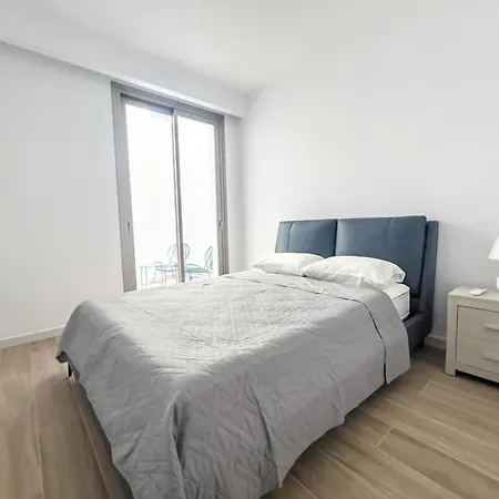 Azure Breeze - Roof Garden & Sea Views Protaras