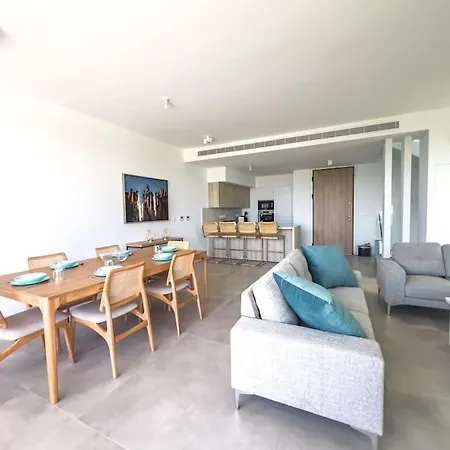 Villa Azure Breeze - Roof Garden & Sea Views