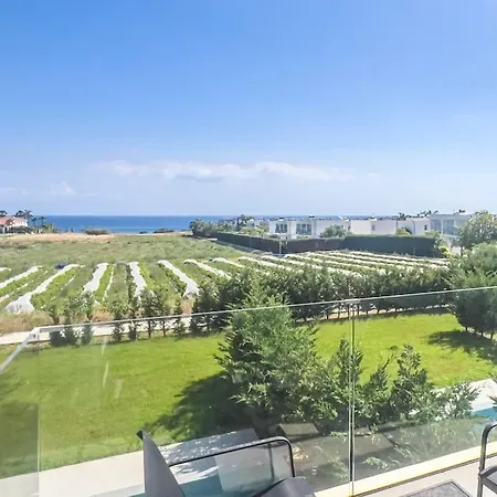 Azure Breeze - Roof Garden & Sea Views Villa Protaras