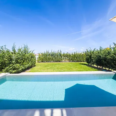 Vilă Azure Breeze - Roof Garden & Sea Views *