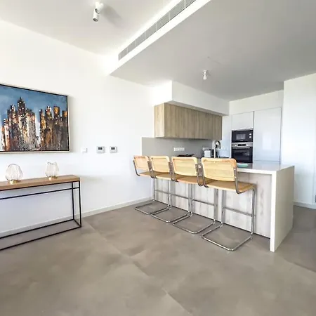 Azure Breeze - Roof Garden & Sea Views