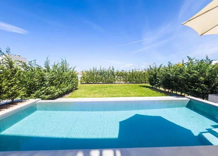 ヴィラ Azure Breeze - Roof Garden & Sea Views *