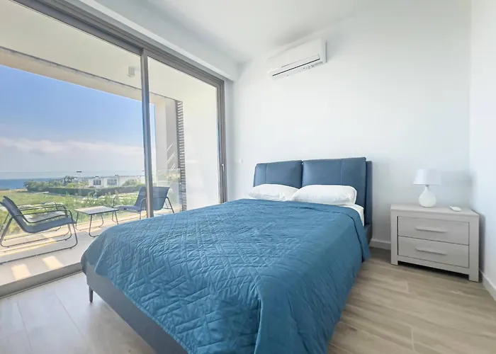 ヴィラ Azure Breeze - Roof Garden & Sea Views